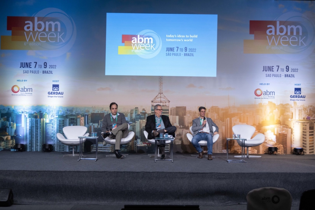 Brazil appears as a potential leader in the steel industry decarbonizing in a panel held at ABM WEEK